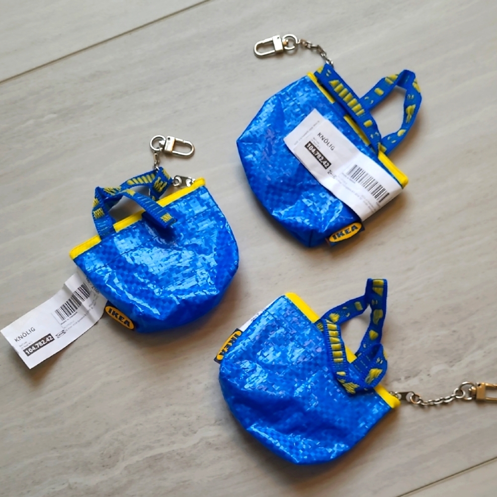 IKEA tiny "Blue Bags" Knolig